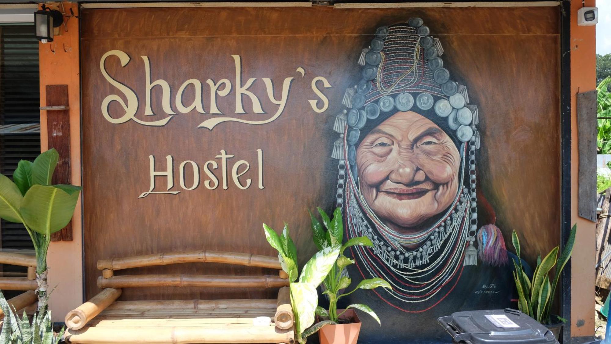 Sharky'S Hostel ปาย ภายนอก รูปภาพ